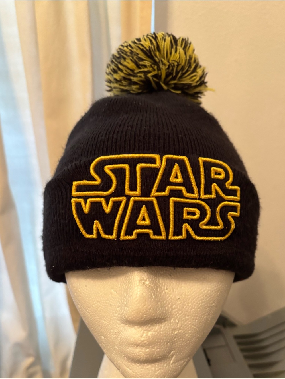 Star Wars The Force Awakens Pom-cuff knit Beanie